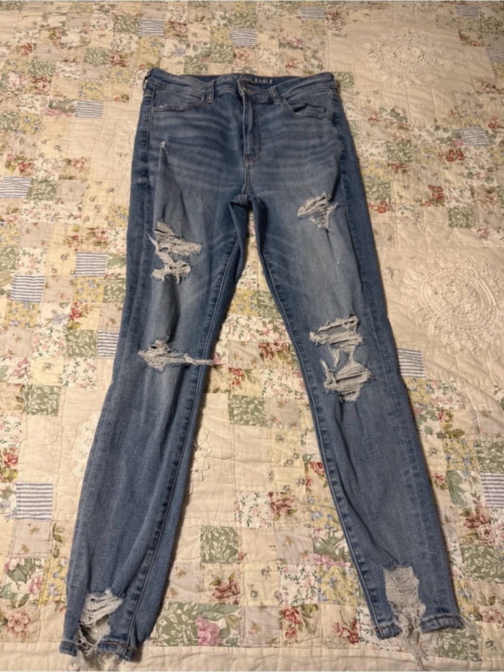 American Eagle distressed high rise skinny jeans